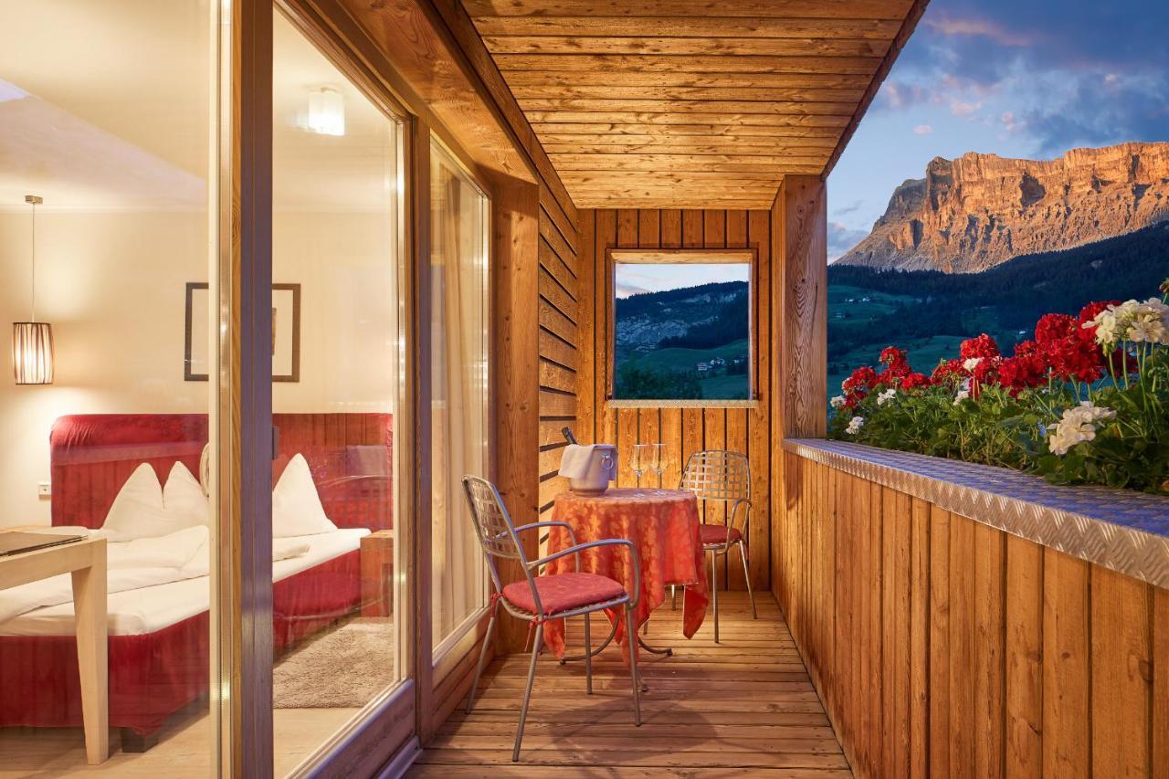 Dolomit Boutique Hotel La Villa  Kültér fotó