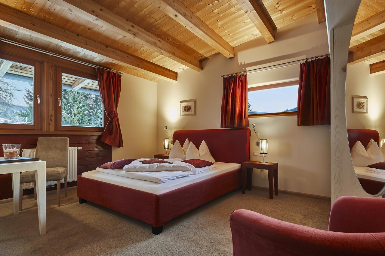 Dolomit Boutique Hotel La Villa  Kültér fotó