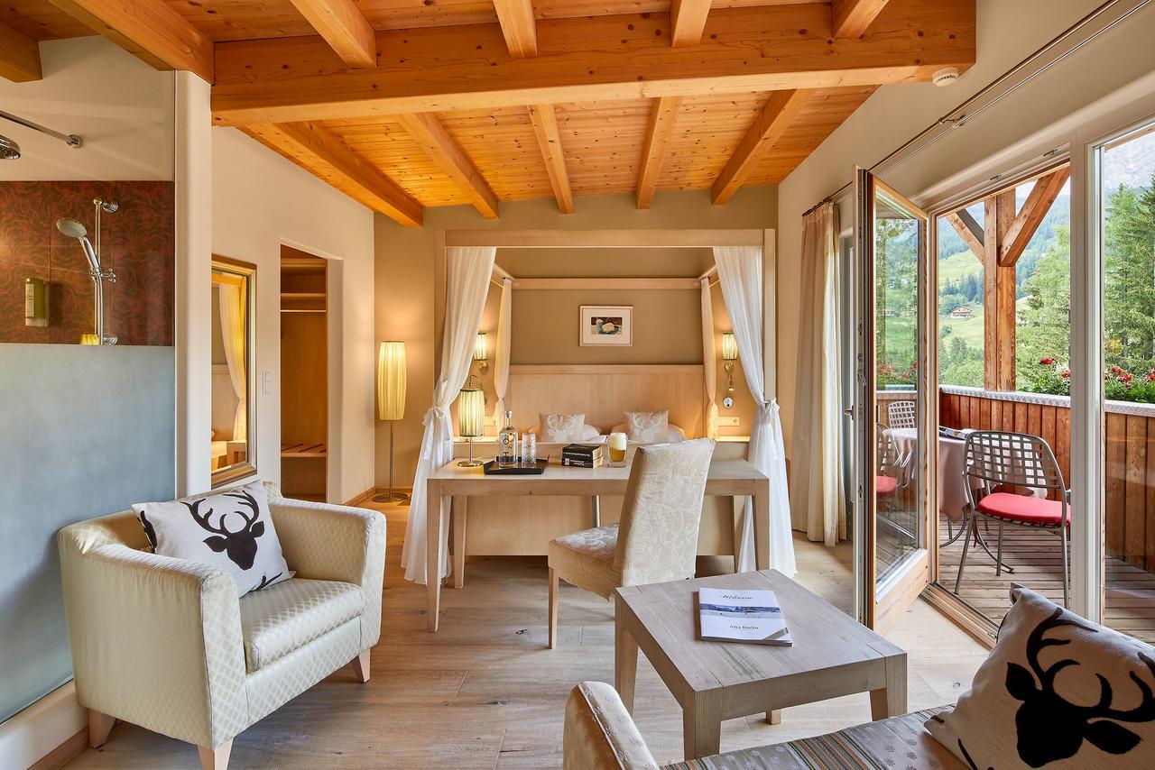 Dolomit Boutique Hotel La Villa  Kültér fotó